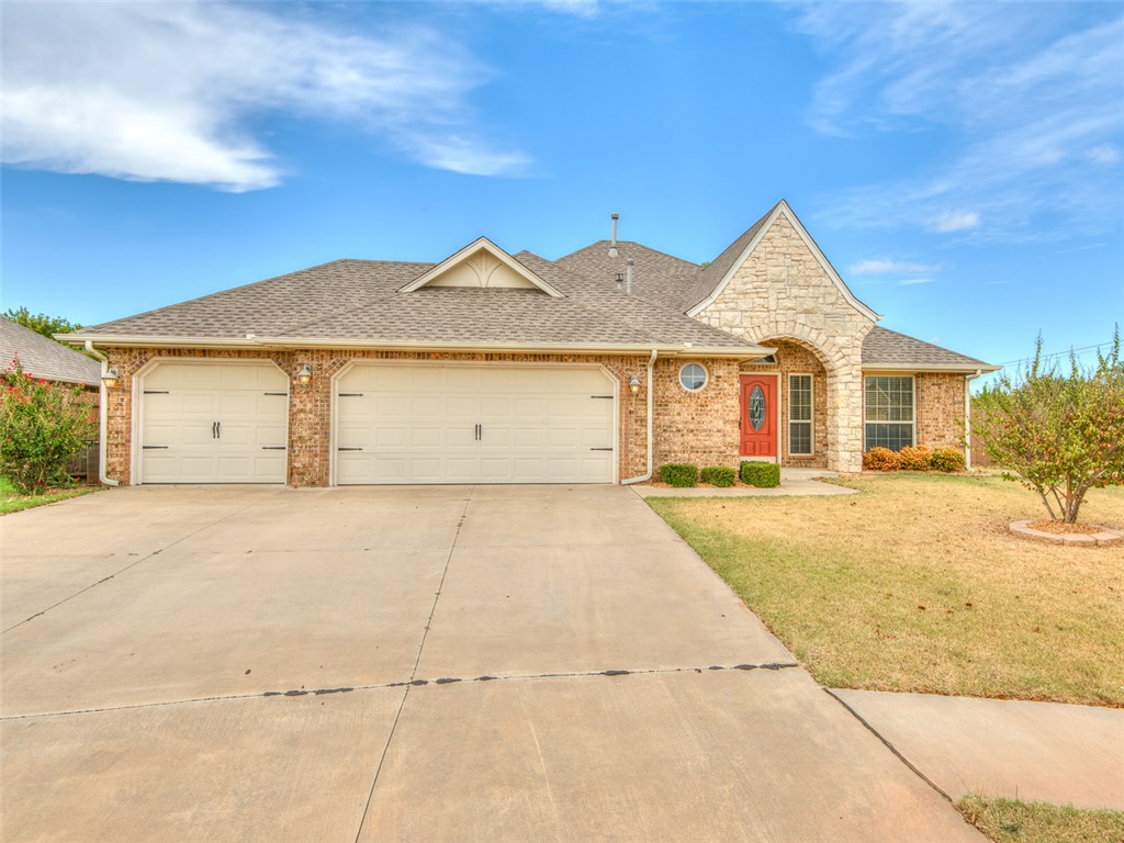 1205 NW 19 St, Moore, OK 73160 photo 1