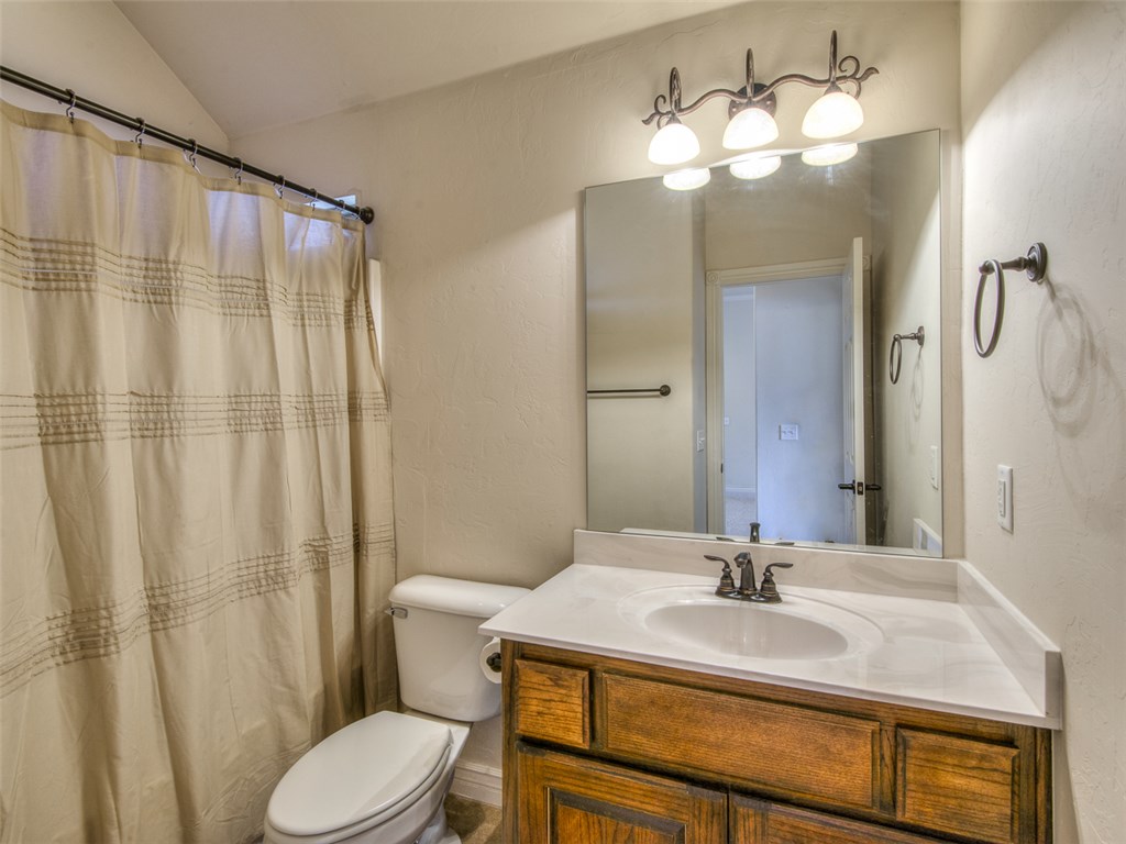 1205 NW 19 St, Moore, OK 73160 photo 15