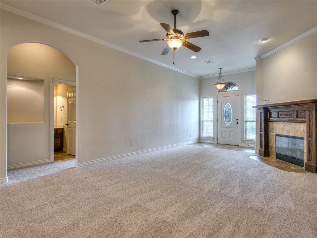 1205 NW 19 St, Moore, OK 73160 photo 6