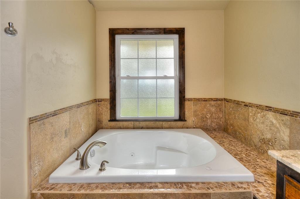 610 S 4th, Mcloud, OK 74851 photo 22