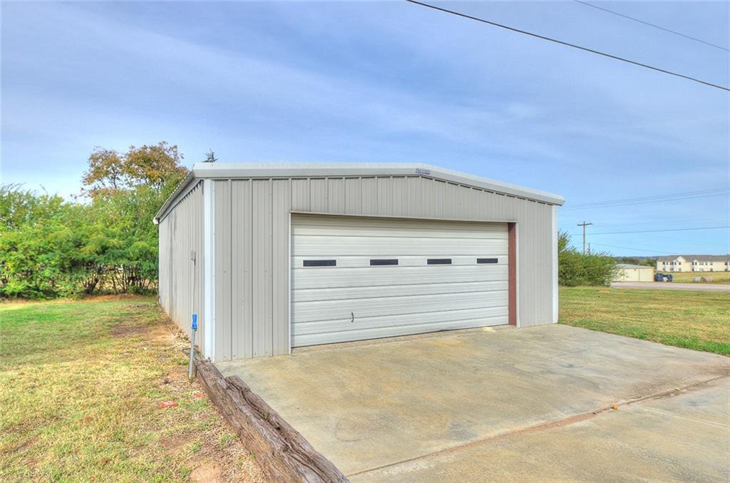 610 S 4th, Mcloud, OK 74851 photo 8