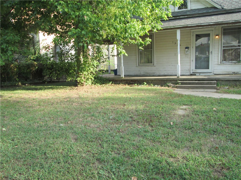 1311 E 9th, Shawnee, OK 74801 photo 1