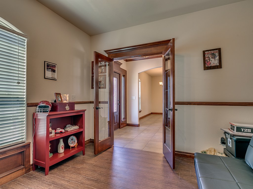 708 Colbert St, Tuttle, OK 73089 photo 17
