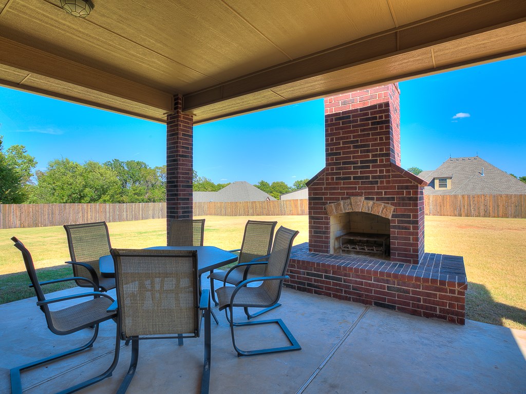 708 Colbert St, Tuttle, OK 73089 photo 7