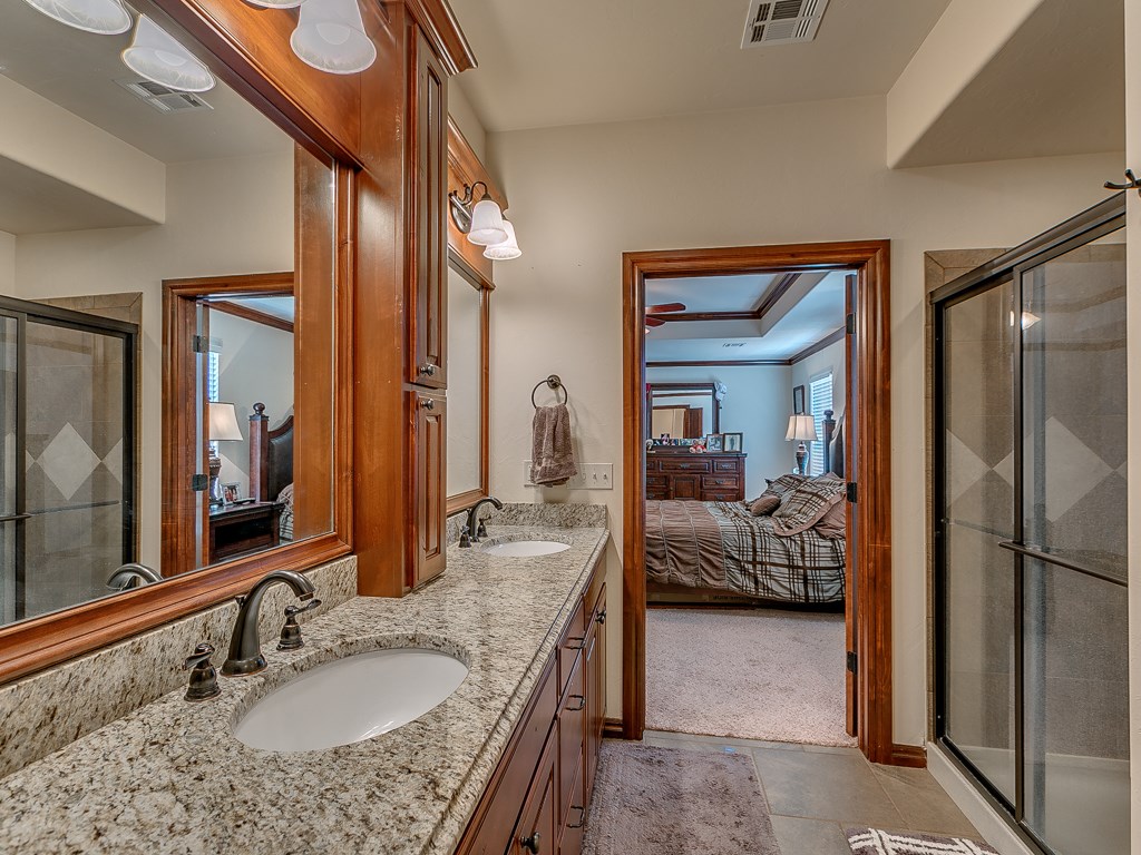 708 Colbert St, Tuttle, OK 73089 photo 24