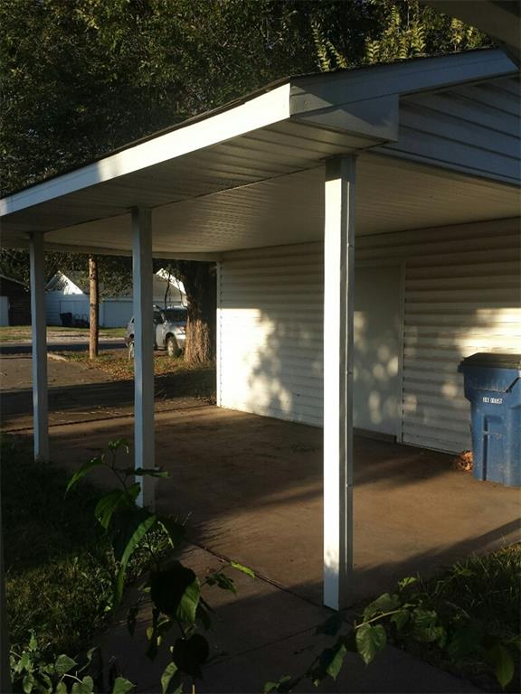 312 Crenshaw St, Wayne, OK 73095 photo 3