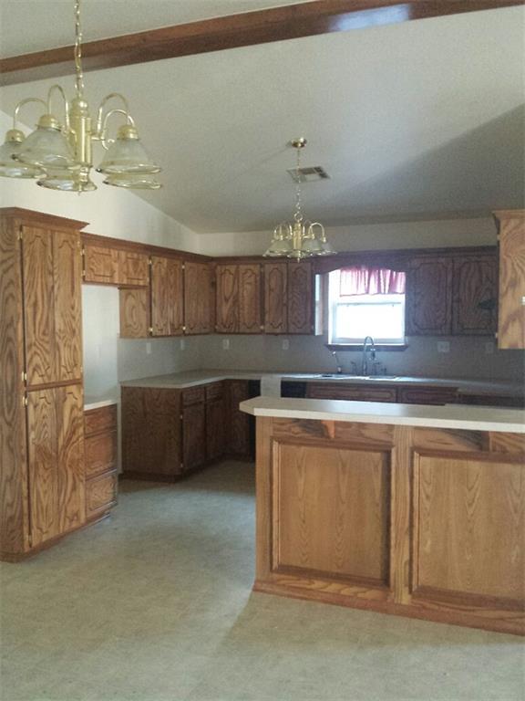 312 Crenshaw St, Wayne, OK 73095 photo 4