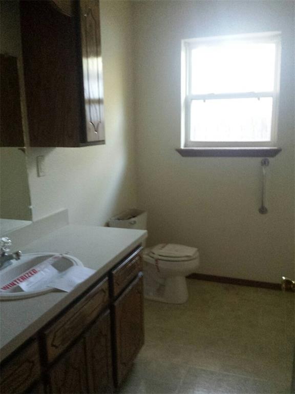 312 Crenshaw St, Wayne, OK 73095 photo 9