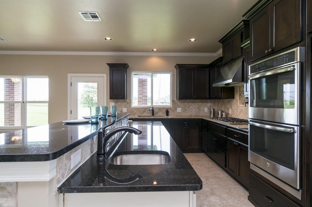 9825 NW 100th, Yukon, OK 73099 photo 12