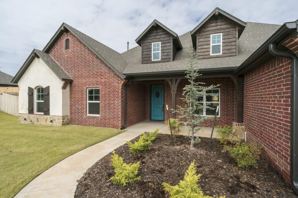 9825 NW 100th, Yukon, OK 73099 photo 3