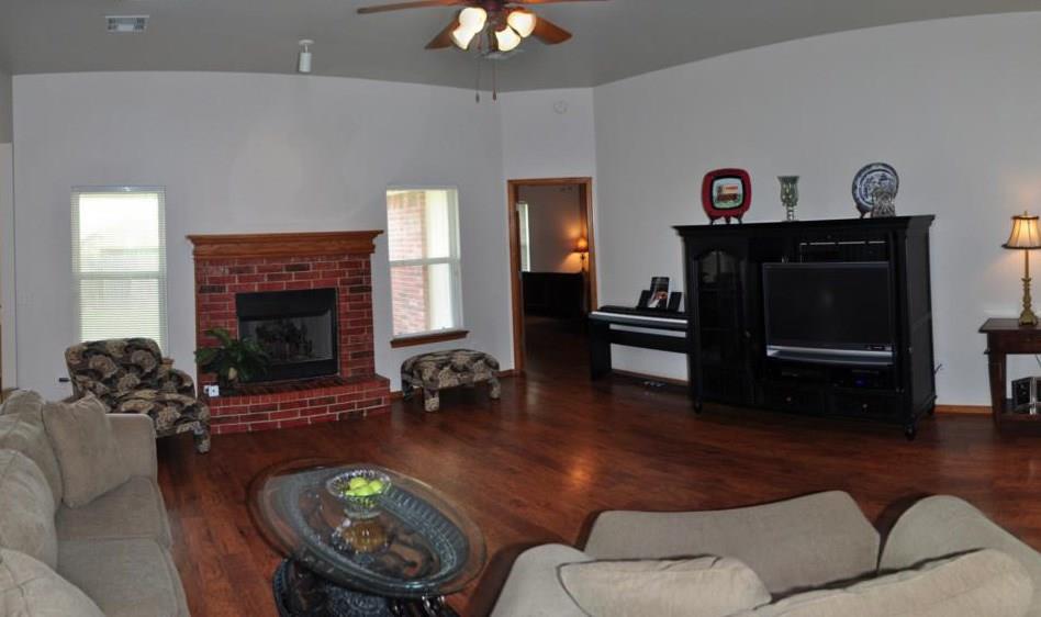 9113 Button Ave, Moore, OK 73160 photo 6