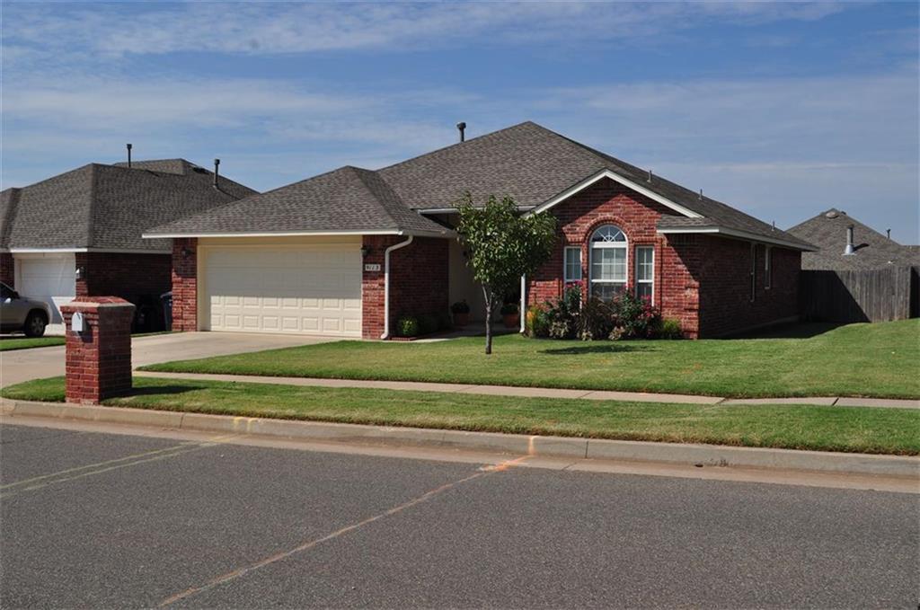 9113 Button Ave, Moore, OK 73160 photo 1