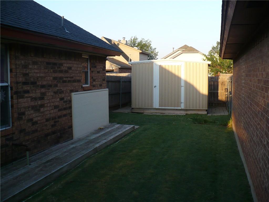 Undisclosed, Moore, OK 73170 photo 10