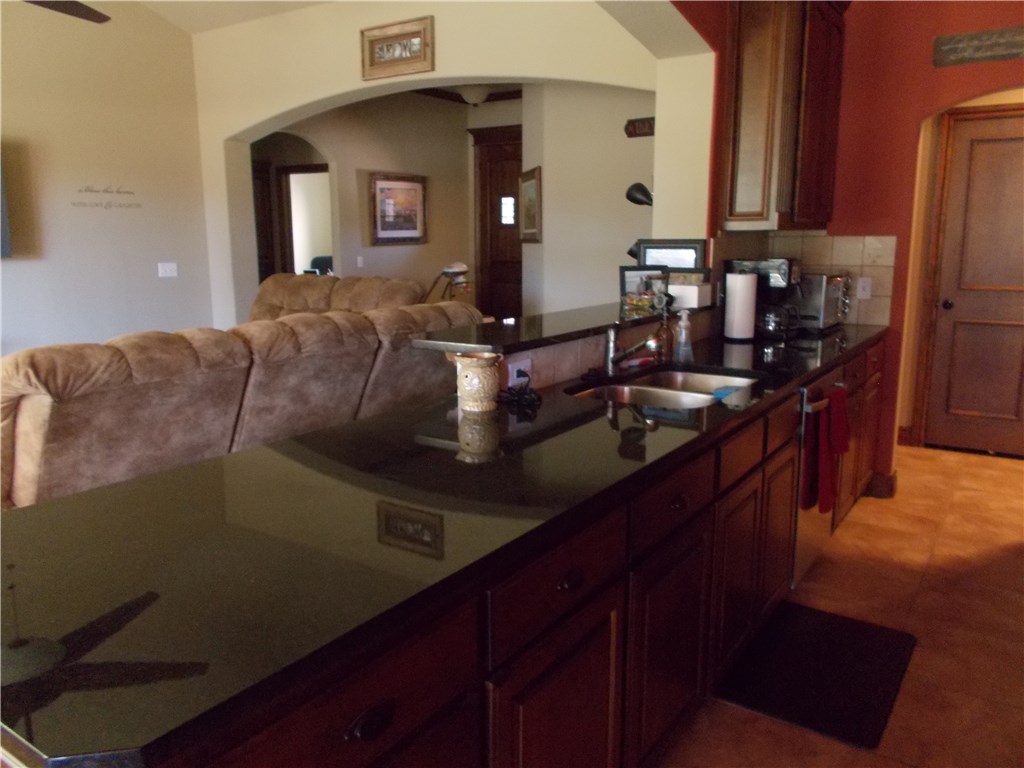 12416 Jerrad Ln, Mcloud, OK 74851 photo 13