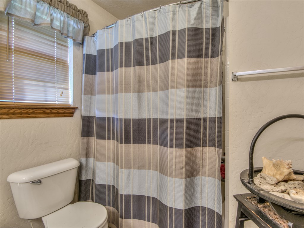 808 Timberland Way, Tuttle, OK 73089 photo 22