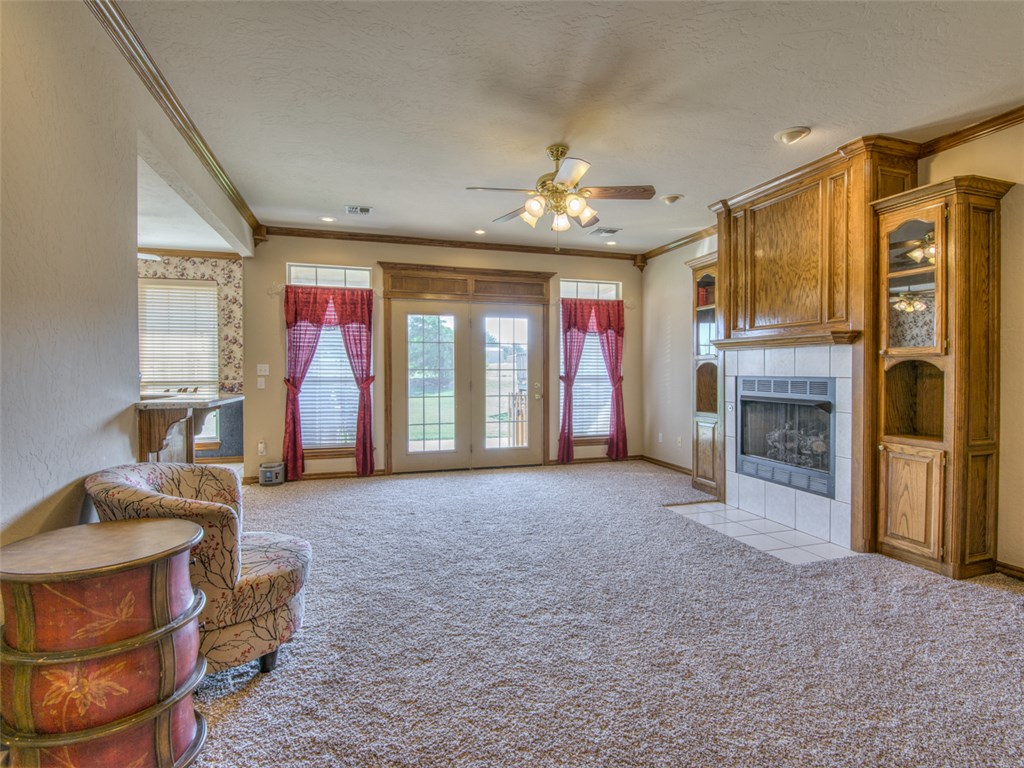 808 Timberland Way, Tuttle, OK 73089 photo 5