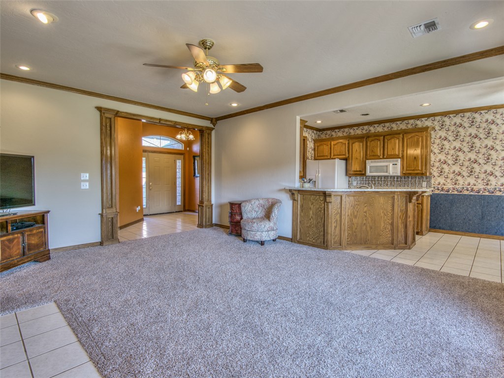 808 Timberland Way, Tuttle, OK 73089 photo 6