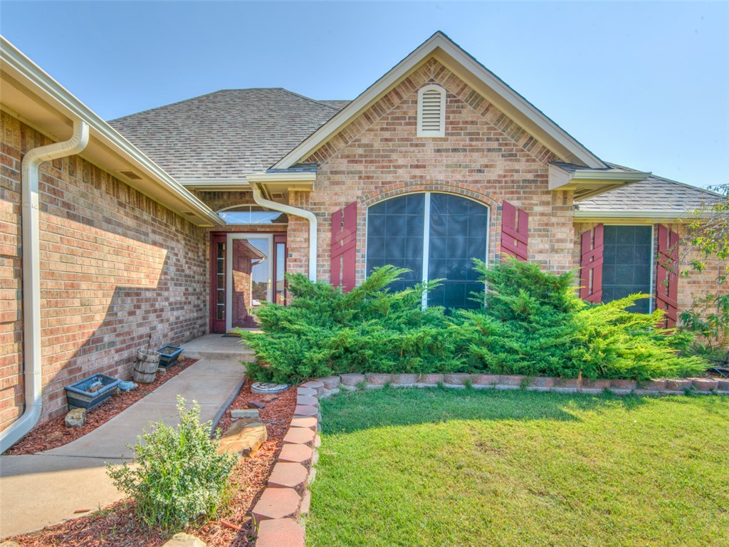 808 Timberland Way, Tuttle, OK 73089 photo 3