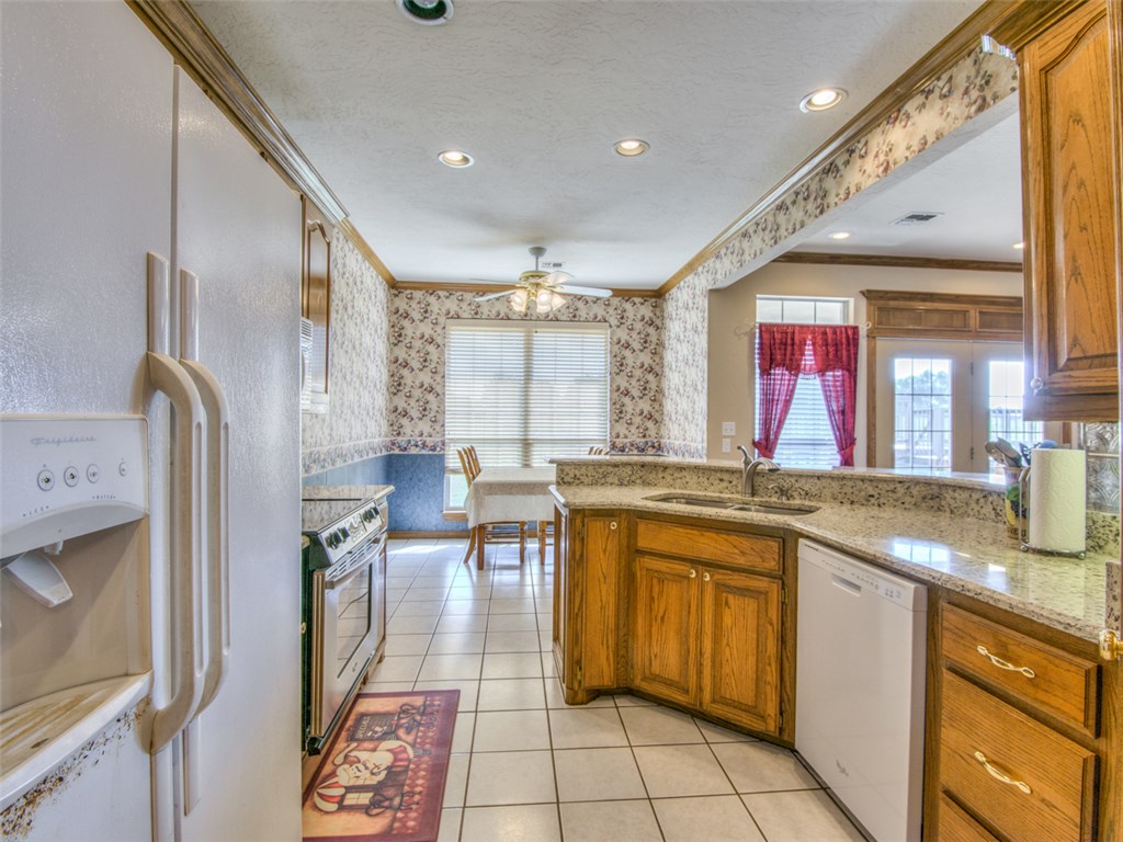 808 Timberland Way, Tuttle, OK 73089 photo 7