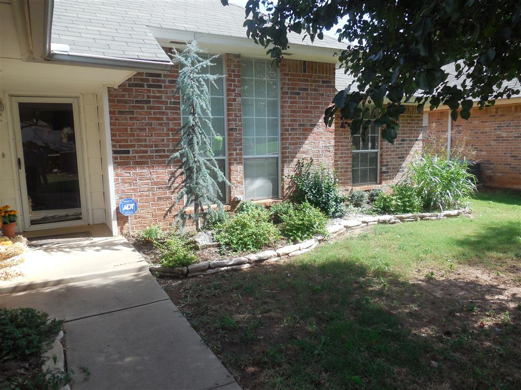 2012 Timberview Dr, Edmond, OK 73013 photo 3