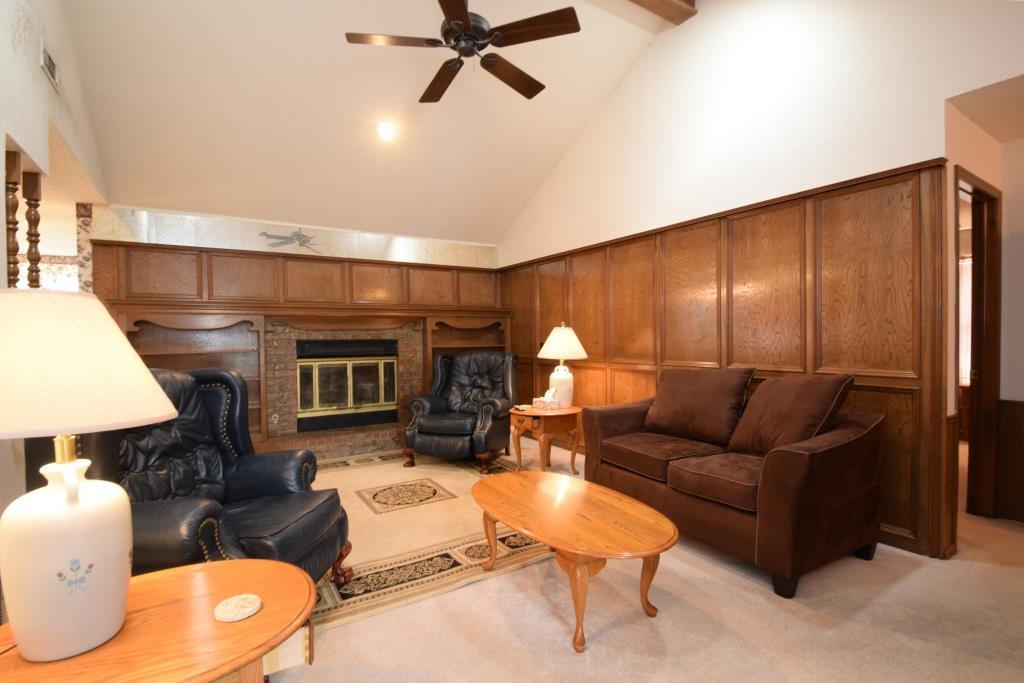 604 Randall Dr, Moore, OK 73160 photo 4