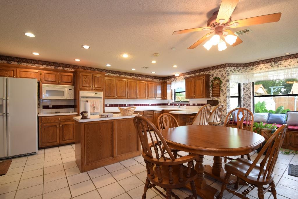 604 Randall Dr, Moore, OK 73160 photo 8