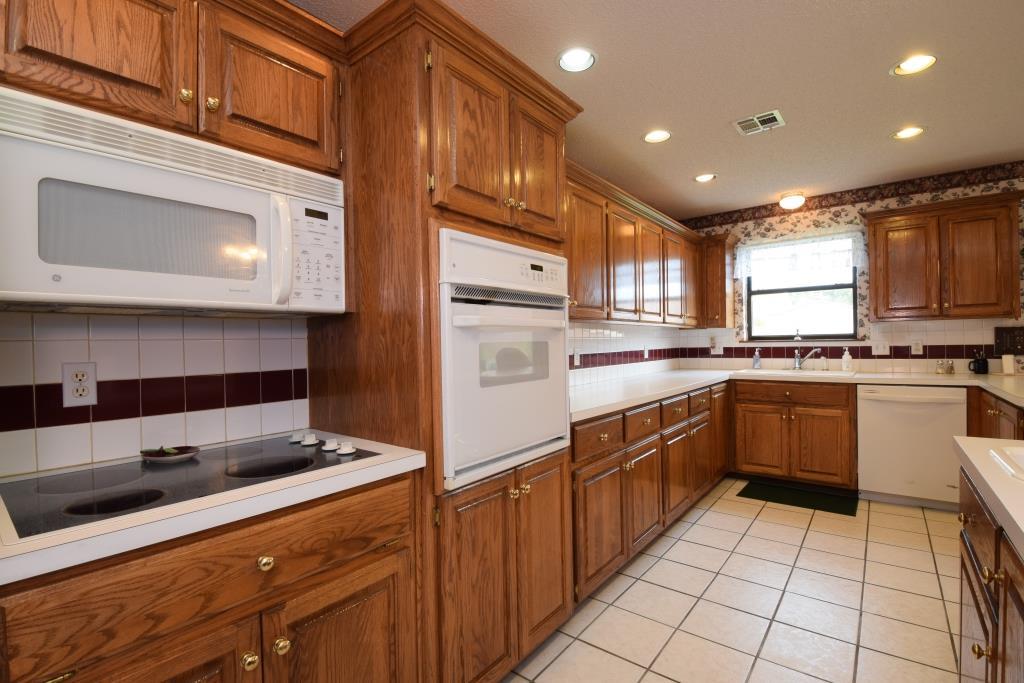 604 Randall Dr, Moore, OK 73160 photo 12