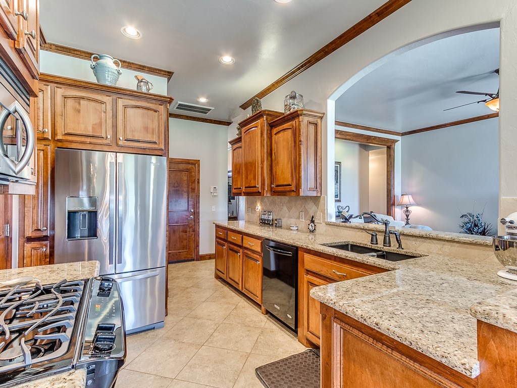 1612 Riverview Dr, Tuttle, OK 73089 photo 7