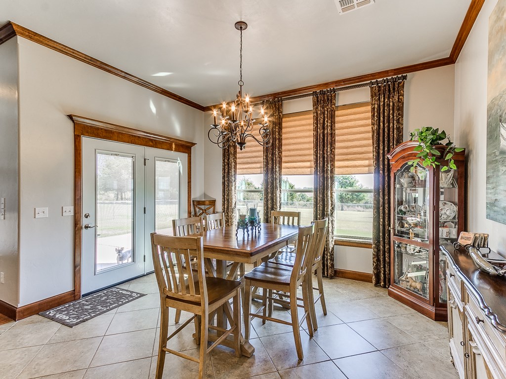 1612 Riverview Dr, Tuttle, OK 73089 photo 10