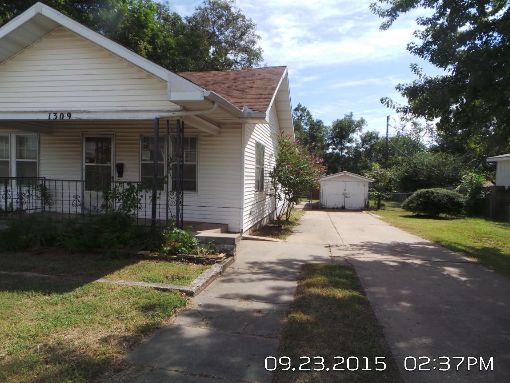 1309 E 10th, Shawnee, OK 74801 photo 3
