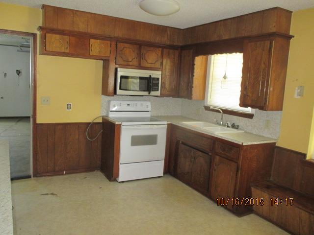 115 Folsom Dr, Mcloud, OK 74851 photo 3