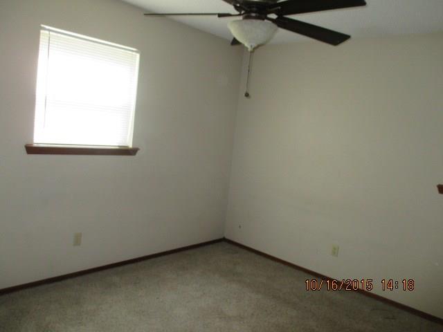 115 Folsom Dr, Mcloud, OK 74851 photo 8