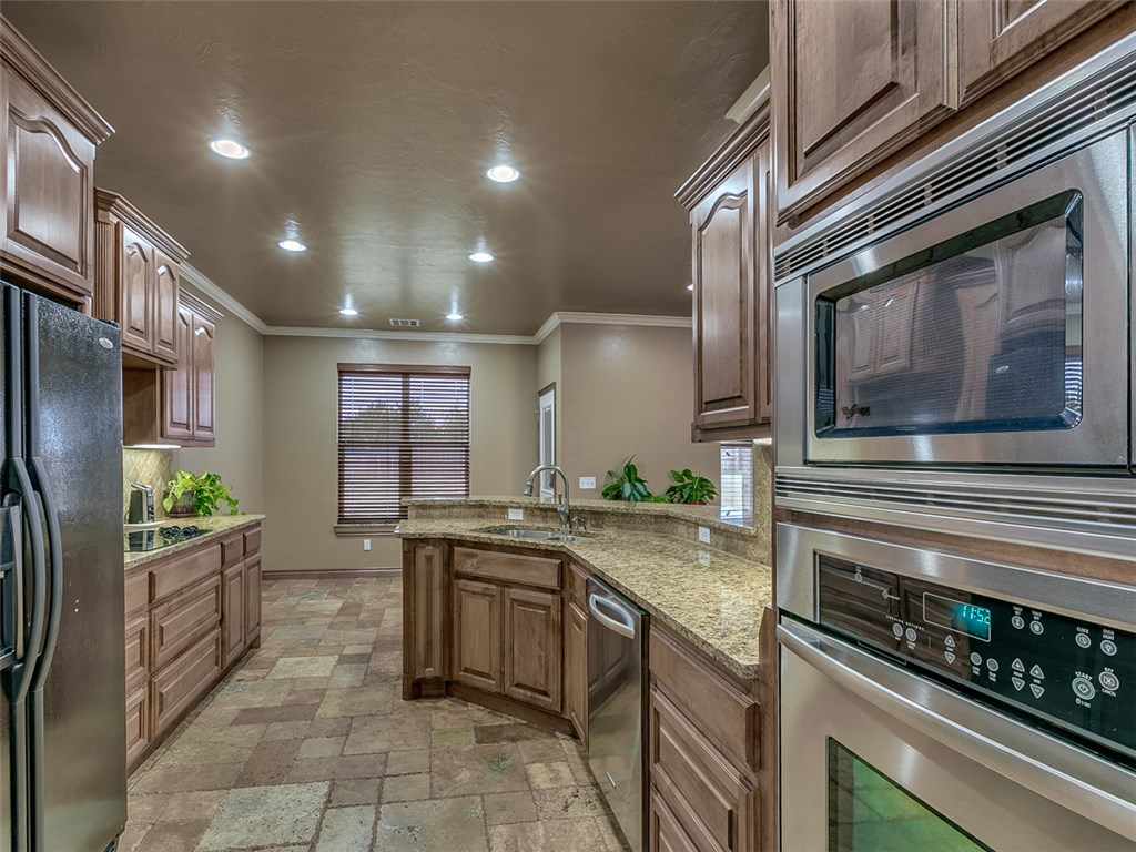 505 Arrowhead Dr, Tuttle, OK 73089 photo 11