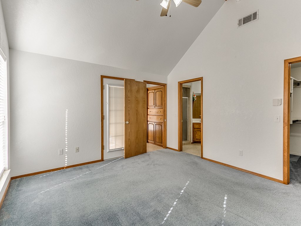 640 Fire Light Dr, Moore, OK 73160 photo 8