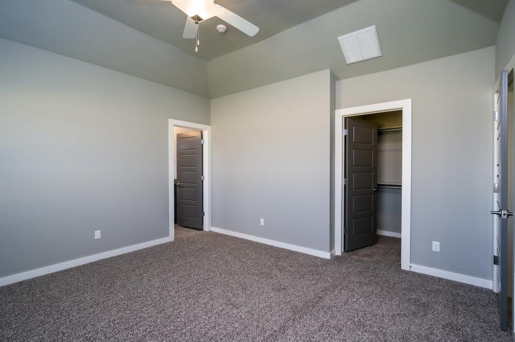 809 Lakeview Dr, Moore, OK 73160 photo 13