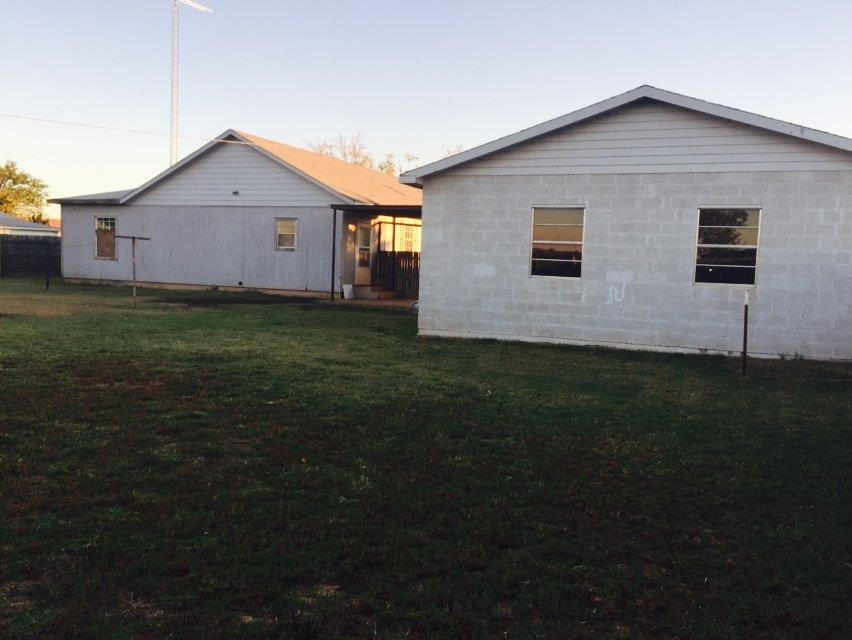 609 W Commerce, Headrick, OK 73549 photo 8