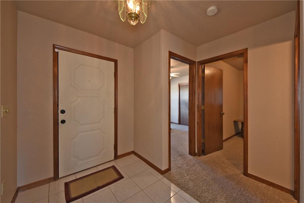 1908 Foxfire Rd, Edmond, OK 73003 photo 3