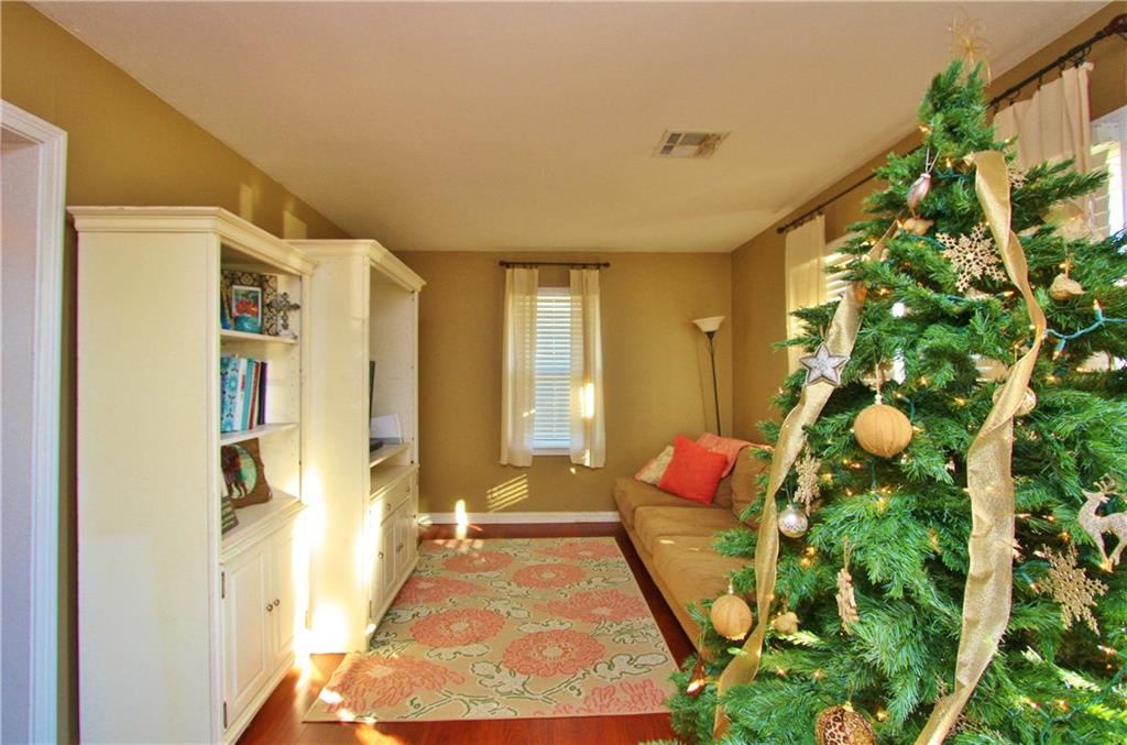 207 SE 3rd, Moore, OK 73160 photo 4