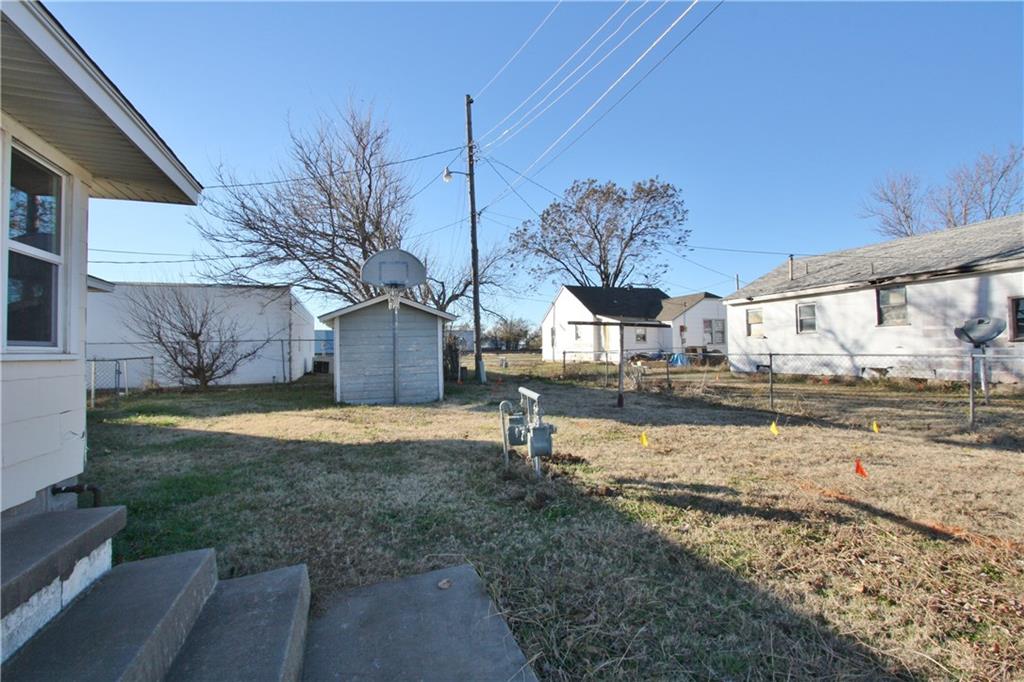 207 SE 3rd, Moore, OK 73160 photo 20