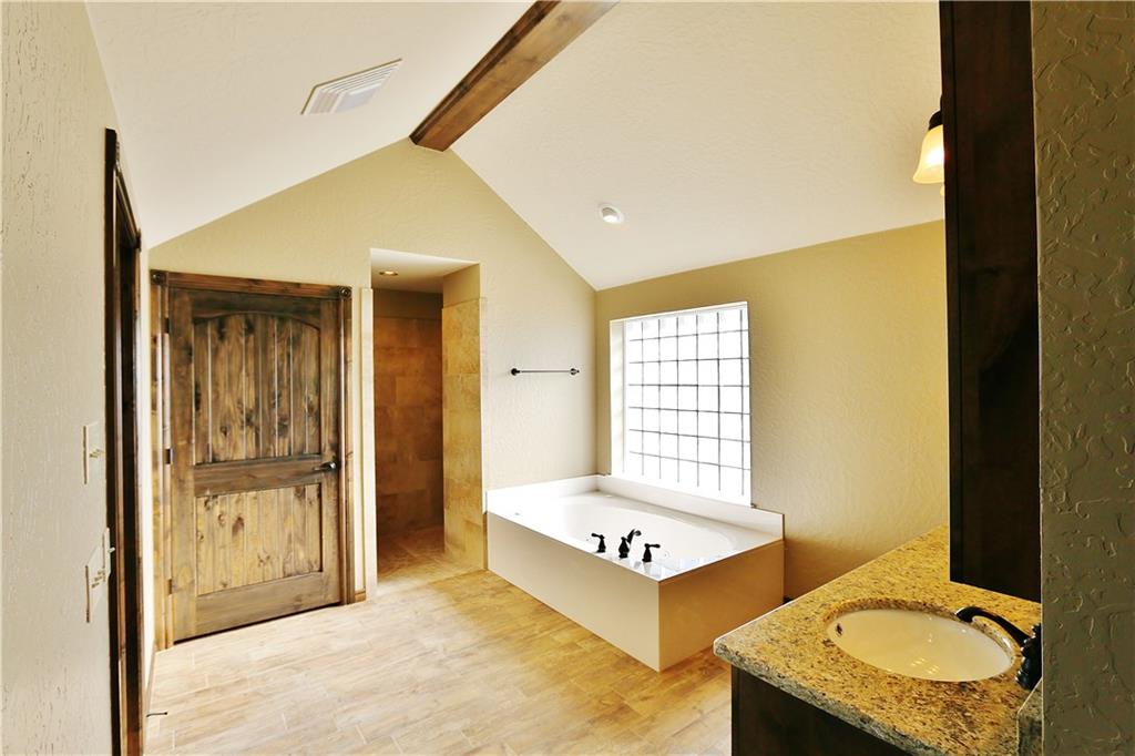414 Hannah Dr, Tuttle, OK 73089 photo 8