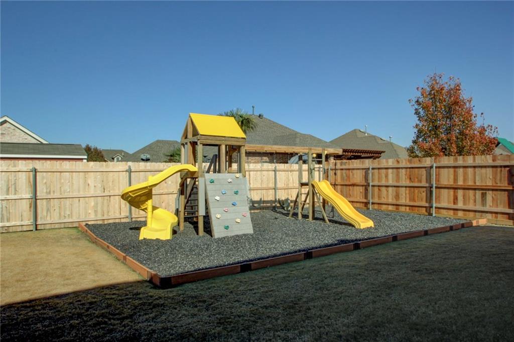 2129 Oak Dr, Moore, OK 73170 photo 27