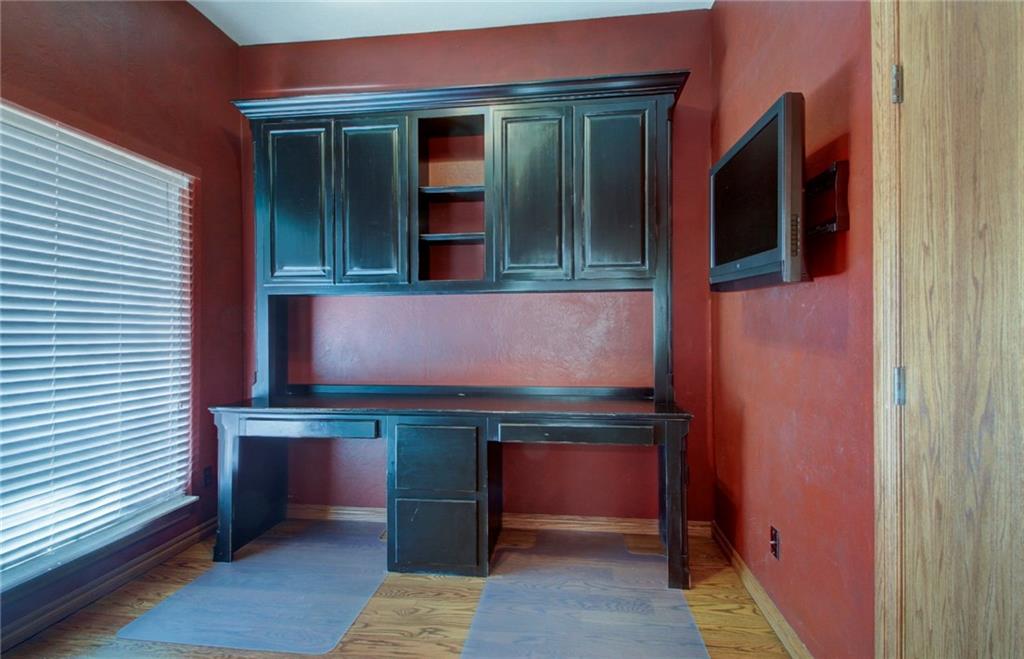 2129 Oak Dr, Moore, OK 73170 photo 18