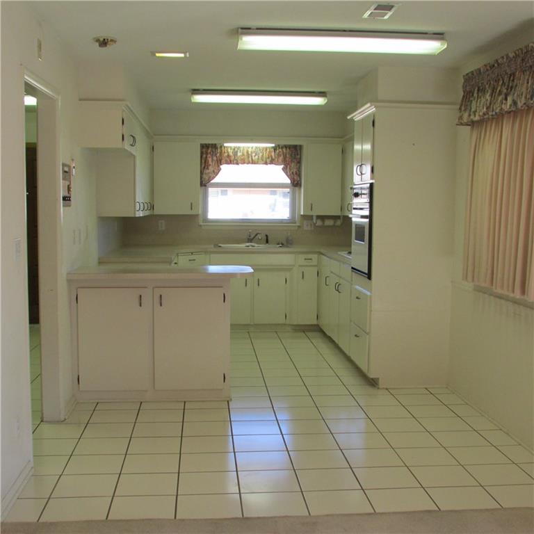 Undisclosed, Bethany, OK 73008 photo 8