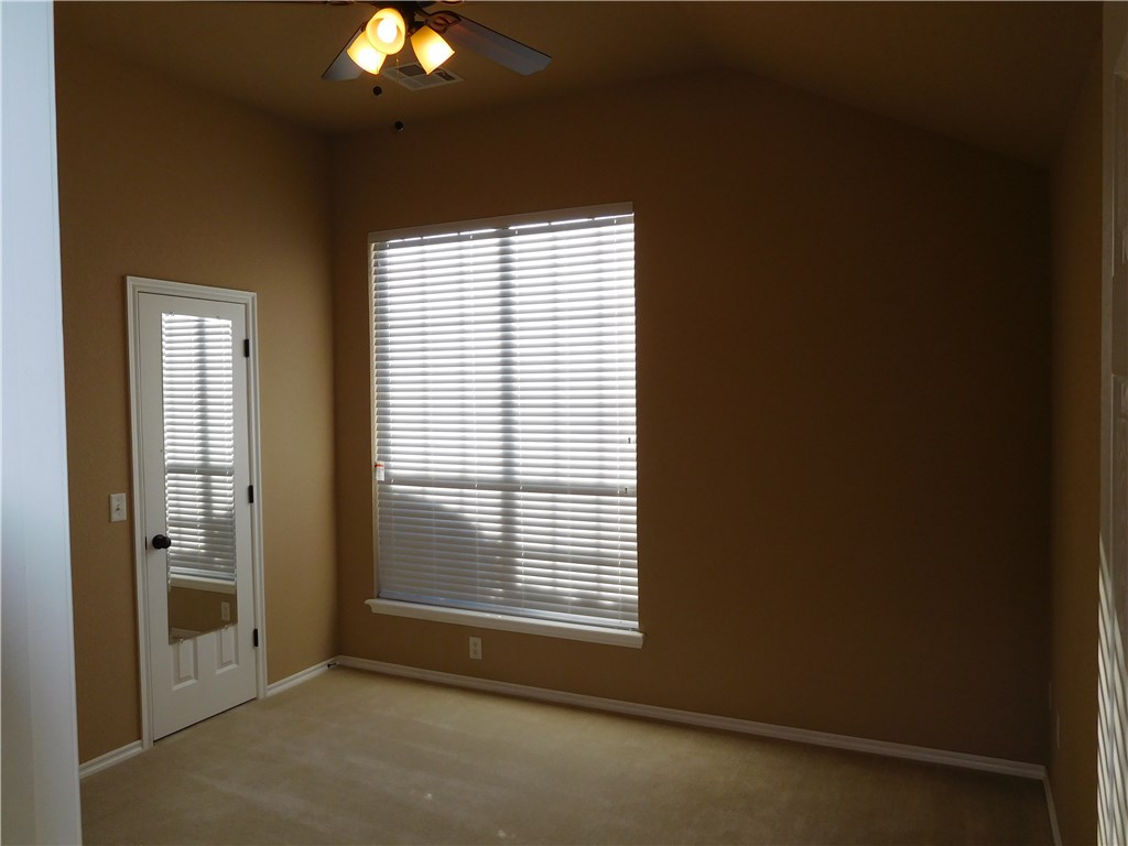 Undisclosed, Moore, OK 73160 photo 11