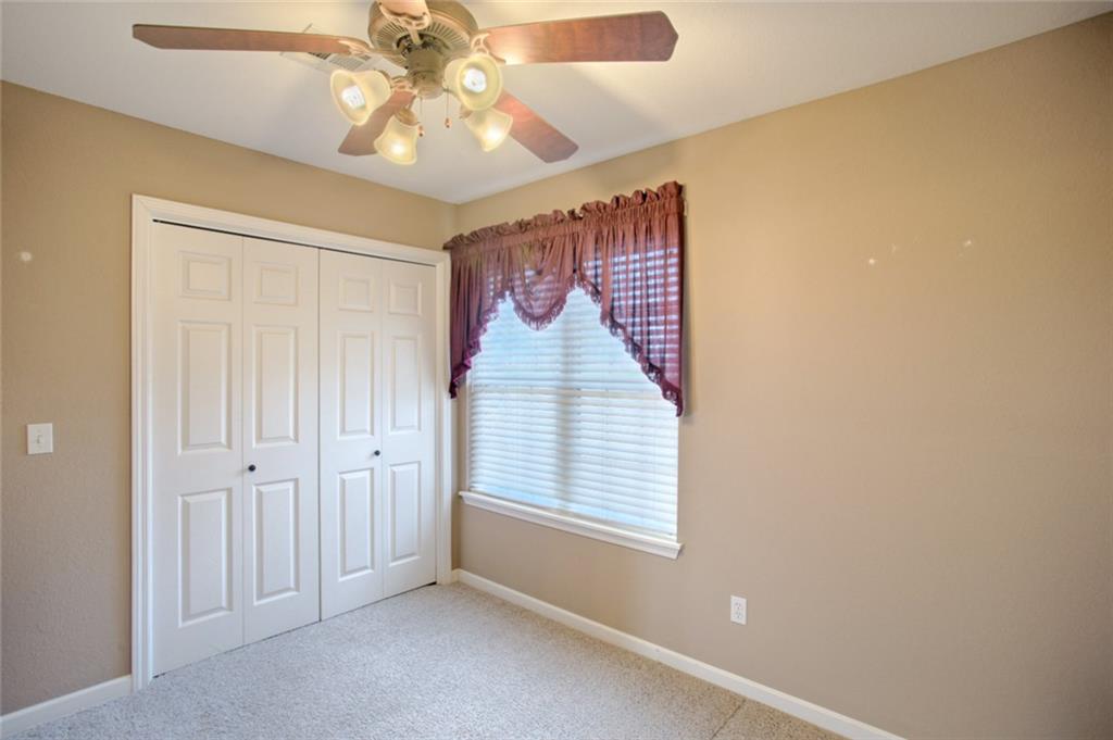 316 Silver Leaf Pl, Tuttle, OK 73089 photo 15