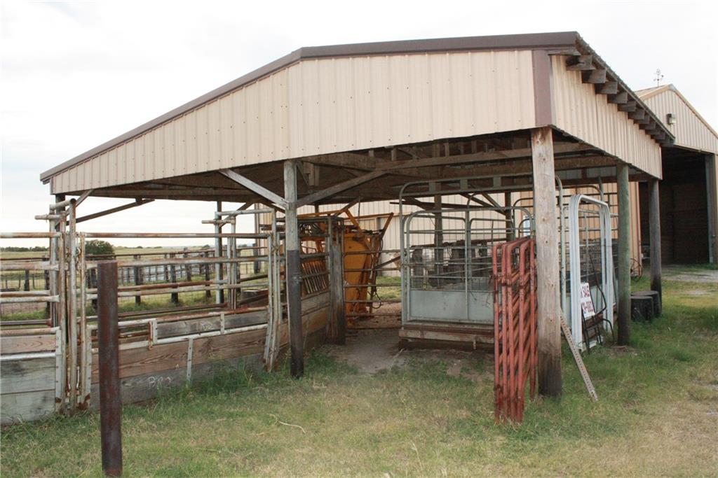 2780 Chickasaw Trl, Davis, OK 73030 photo 12