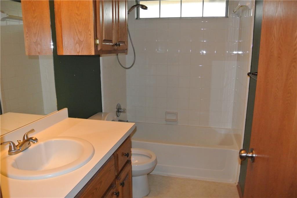 7401 E Waterloo Rd, Edmond, OK 73034 photo 14