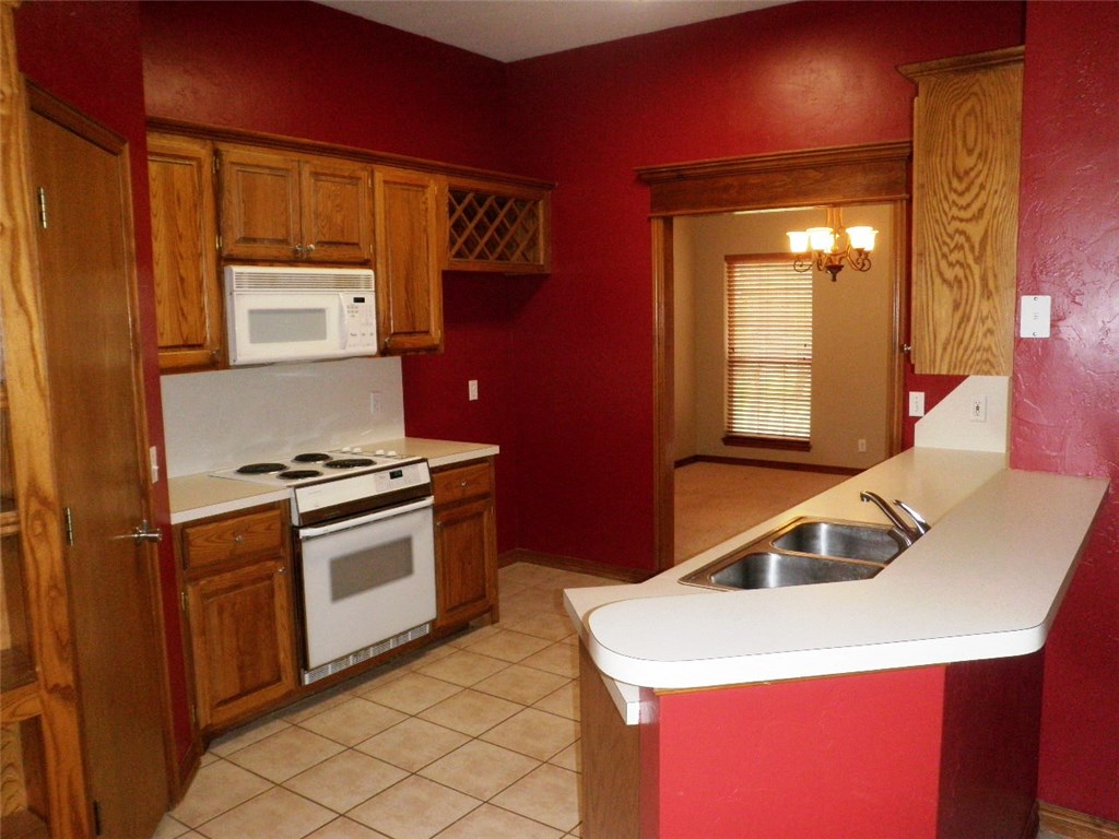 7401 E Waterloo Rd, Edmond, OK 73034 photo 7