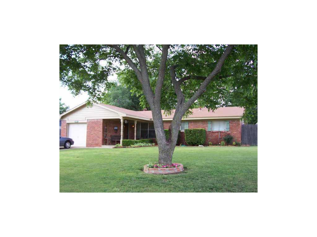 Undisclosed, Moore, OK 73160 photo 1