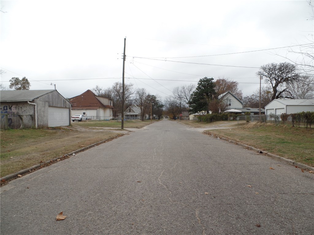 402 N Kickapoo Ave, Shawnee, OK 74801 photo 17